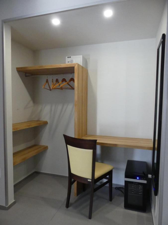 Albergo Piazza Risorgimento Porto Cesareo Buitenkant foto
