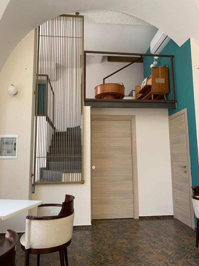 Albergo Piazza Risorgimento Porto Cesareo Buitenkant foto