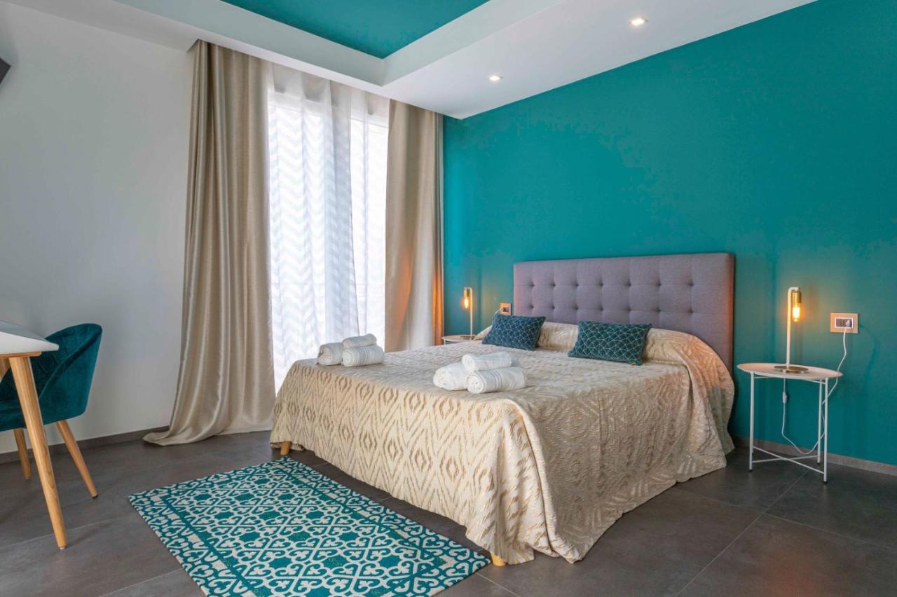 Albergo Piazza Risorgimento Porto Cesareo Buitenkant foto
