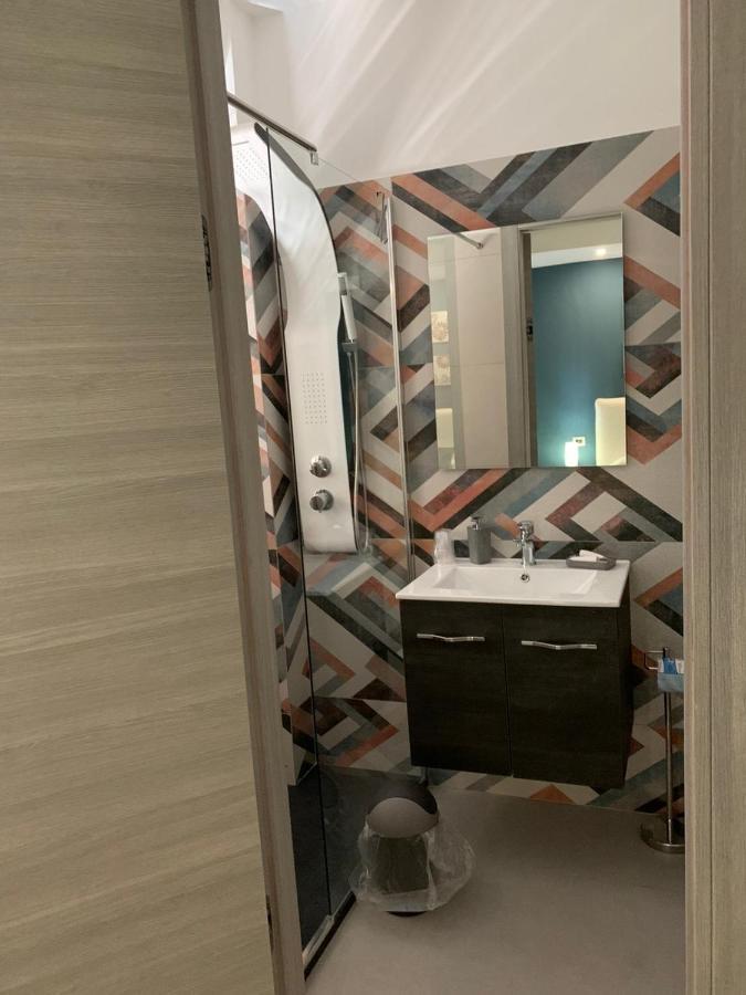 Albergo Piazza Risorgimento Porto Cesareo Buitenkant foto