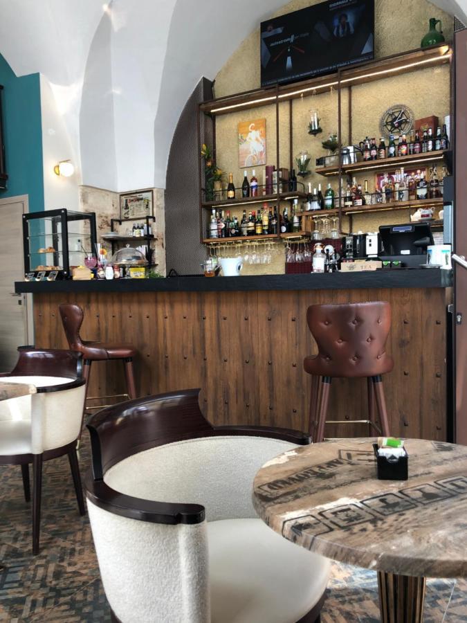 Albergo Piazza Risorgimento Porto Cesareo Buitenkant foto