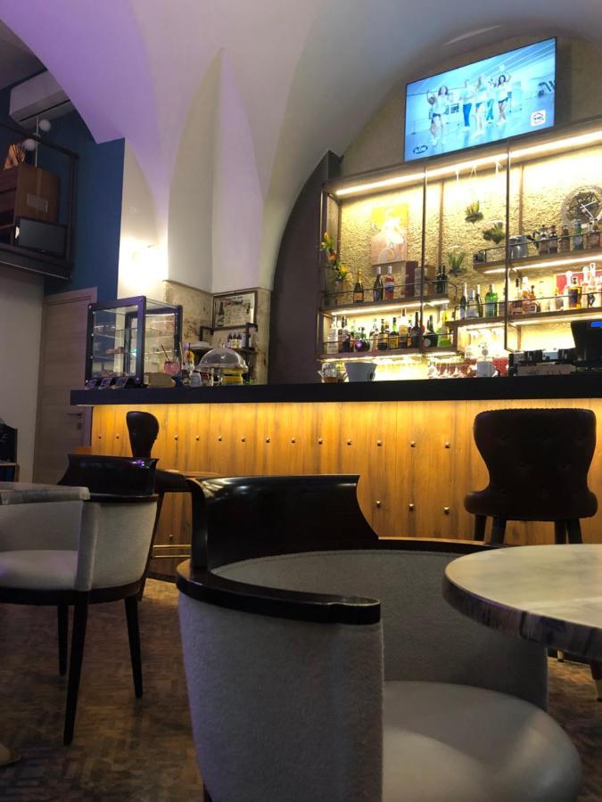Albergo Piazza Risorgimento Porto Cesareo Buitenkant foto